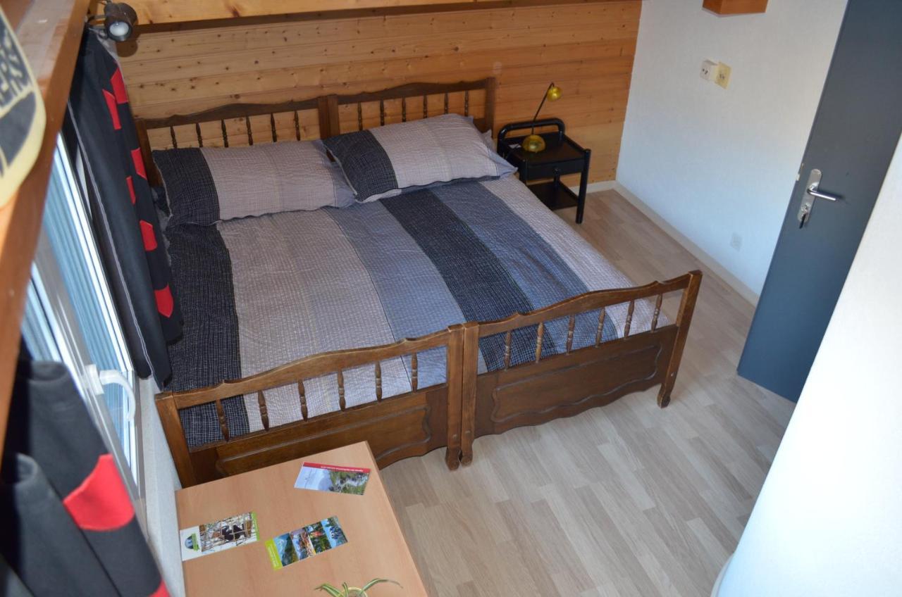 Logement Chez L'Habitant Etage Independant Grône Eksteriør billede